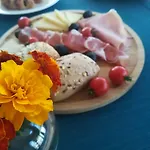Corona B&B 4* Sinj