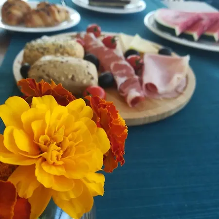 Oda ve Kahvaltı Corona B&B