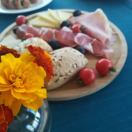 Corona B&B 4* Sinj
